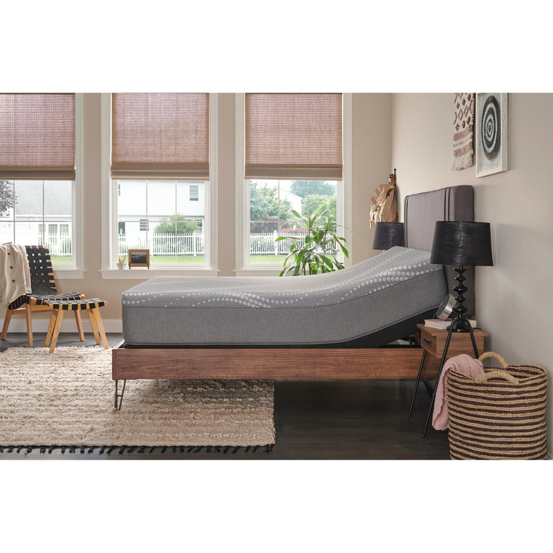 Sealy Paterson Medium Hybrid Mattress (King) IMAGE 18