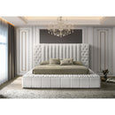 Crown Mark Danbury 5201WH-K King Bed - White IMAGE 7